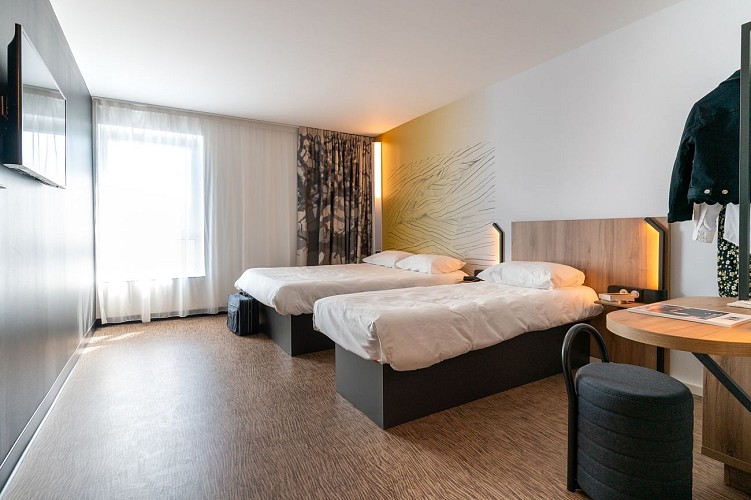 BB46 TRIPLE OU TWIN 1 