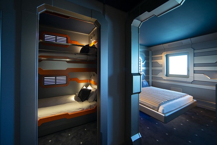 Hôtel STATION COSMOS - Chambre enfants