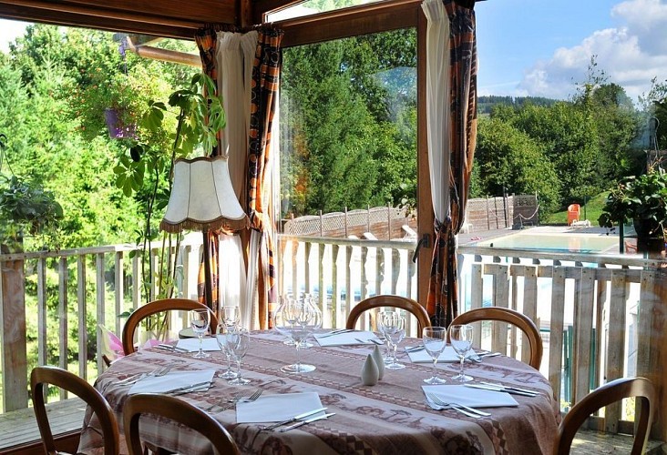 Hôtel-Restaurant Le Ranch des Lacs ***_6