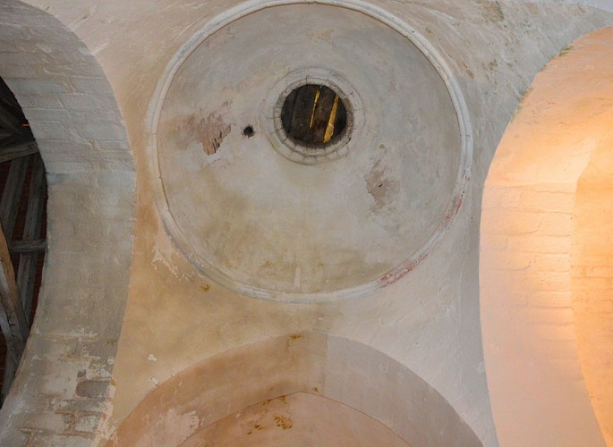 Ancienne-église-romane-saint-hilaire