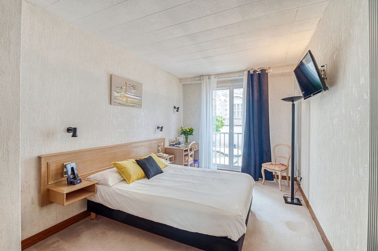 Contact Hôtel Limoges - Hôtel des Deux Moulins