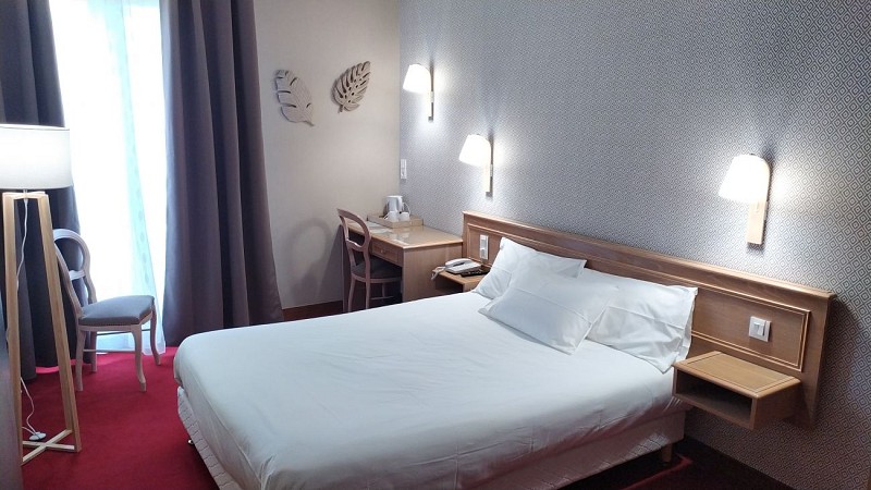 Contact Hôtel Limoges - Hôtel des Deux Moulins