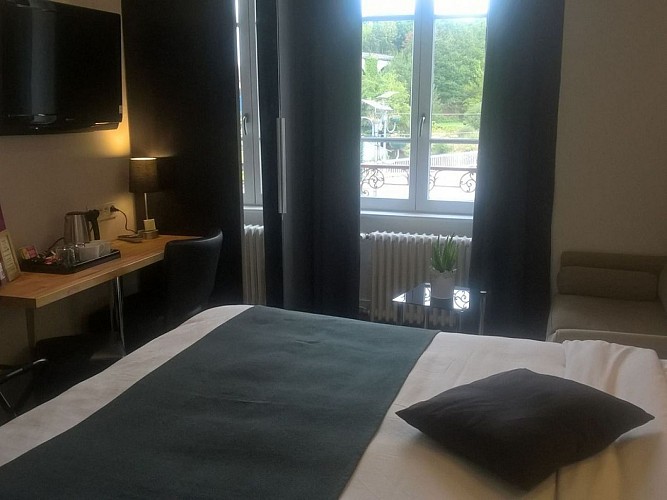 Hôtel restaurant Le Relais du Taurion chambre