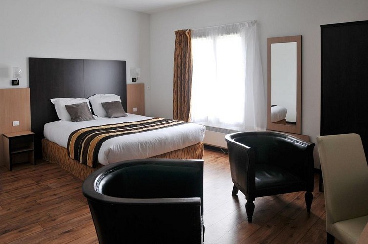 Hôtel La Tour Blanche Brit Hotel