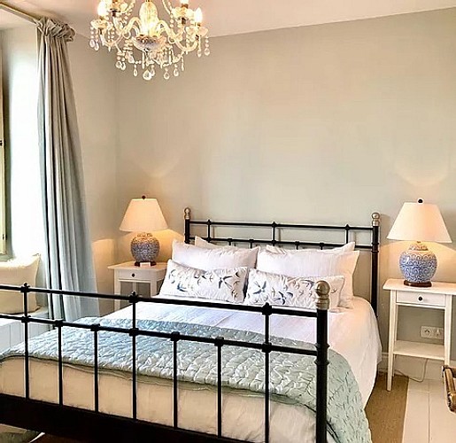 992E3A4E-5509-4BF6-85CA-B1BB8D2743B9