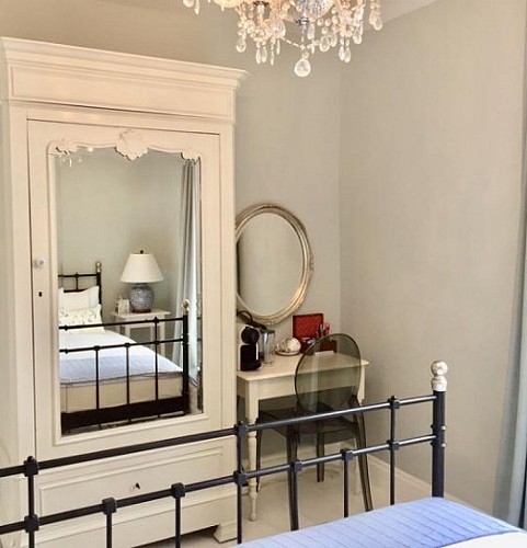 8D532A34-0BEB-4A40-A868-EBD578DB61A4