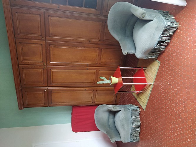 Lit escamotable fermé_11