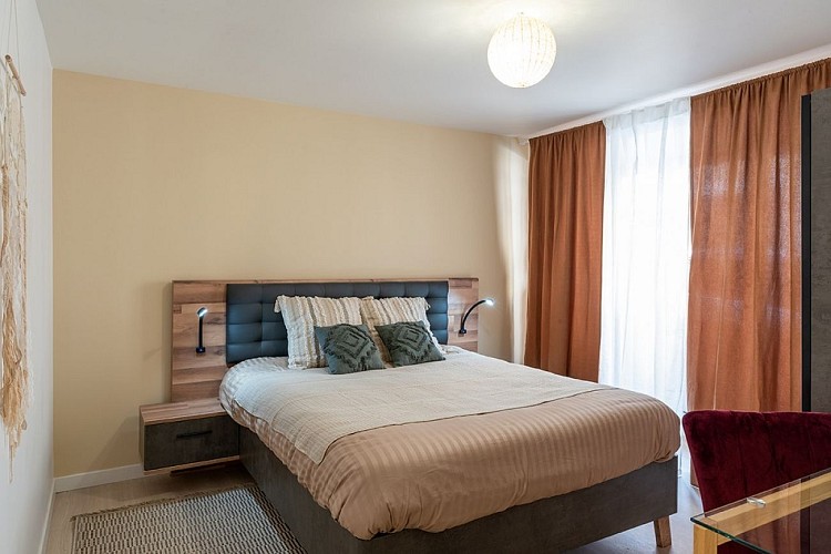 LogisFaceAL'abbatiale-Beaulieu_chambreLitDouble_6