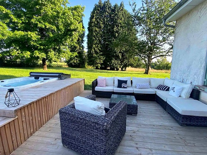 adcee6f9-4c30-44c0-b9c7-50eecb6dd93d