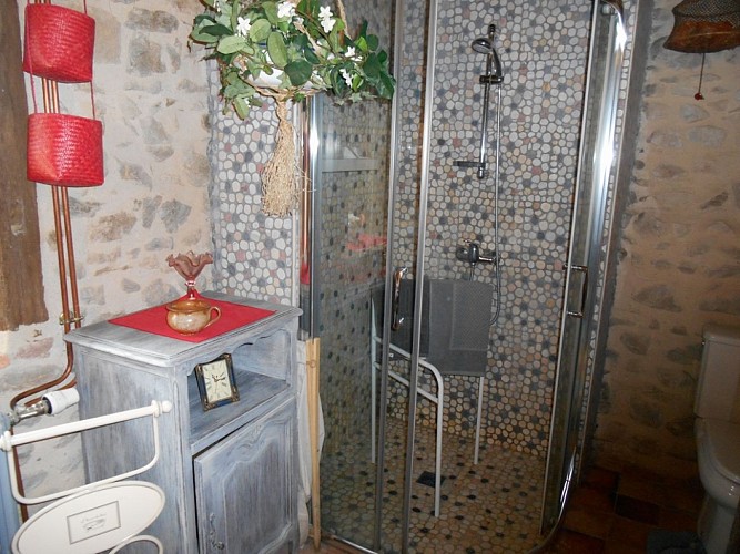 Meublé de M. & Mme Serre_7