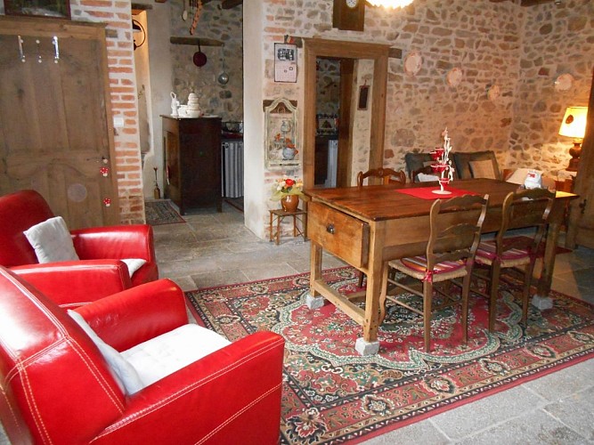 Meublé de M. & Mme Serre_9