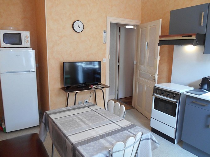 Meublé de Mme et M. LARBRE - La Lune_2