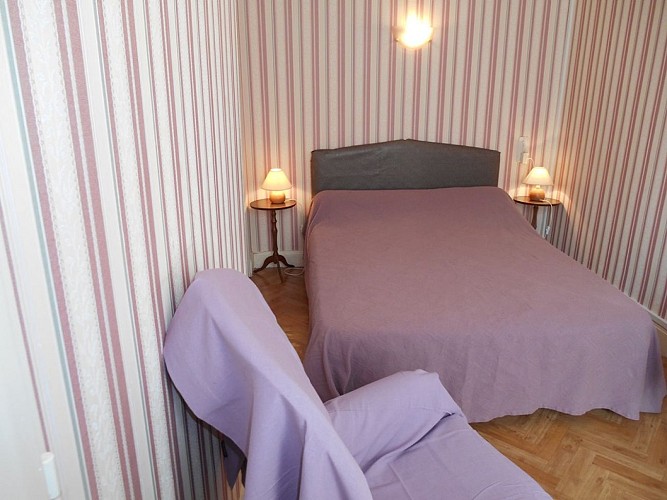 Meublé de Mme et M. LARBRE - La Lune_3