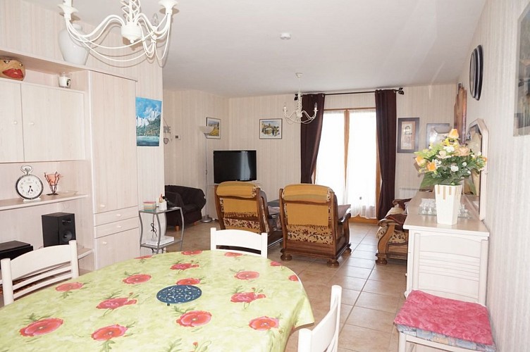 Location "au grès des sources"_5