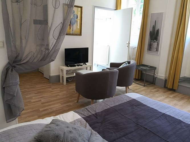 Meublé de Marine Biguerd - Chambon - Studio 6 - 2ème étage_3