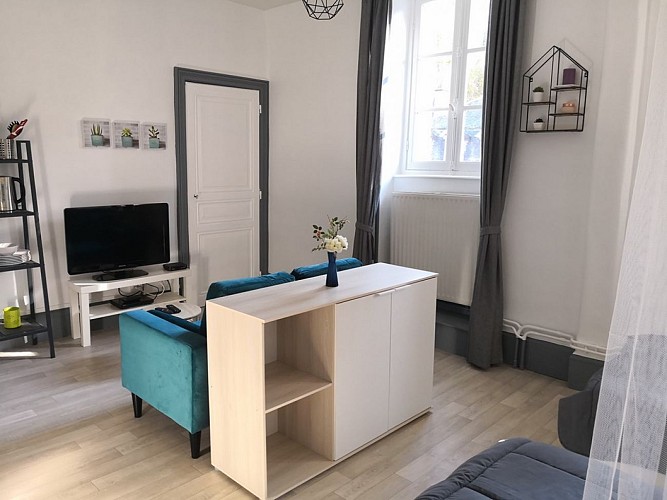 Meublé de Marine Biguerd - Boussac- Studio 4 - 2ème - étage