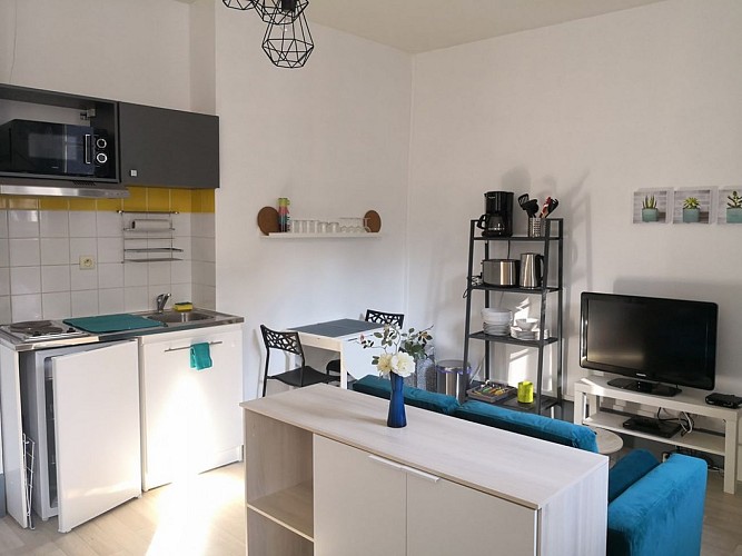 Meublé de Marine Biguerd - Boussac- Studio 4 - 2ème - étage_3