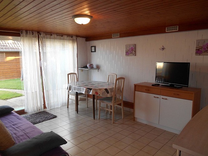 Meublé de Mme Aucouturier Jacqueline_3