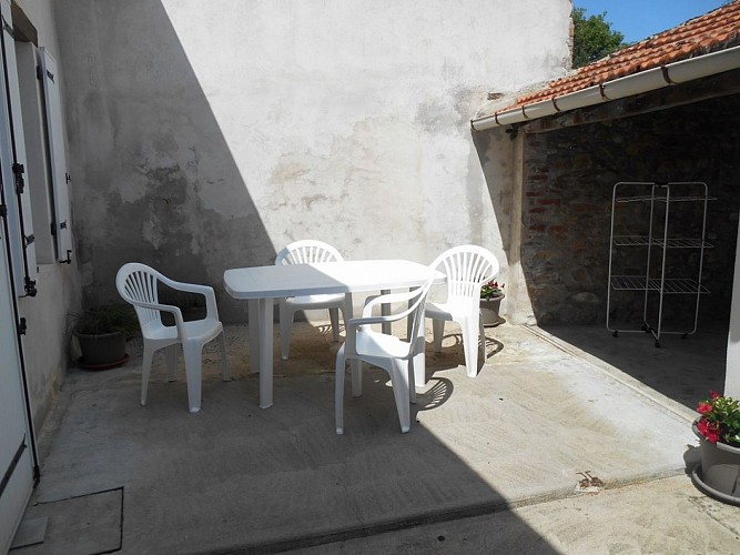 Location Mme Paulette MARTIN