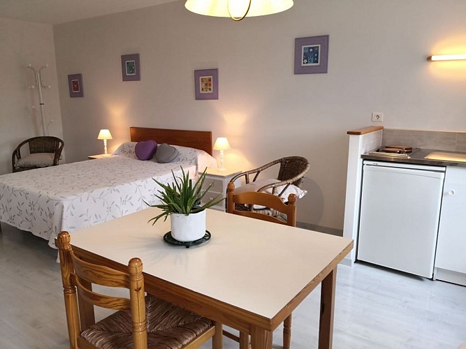 Location de Eric ASSISE - Studio 3