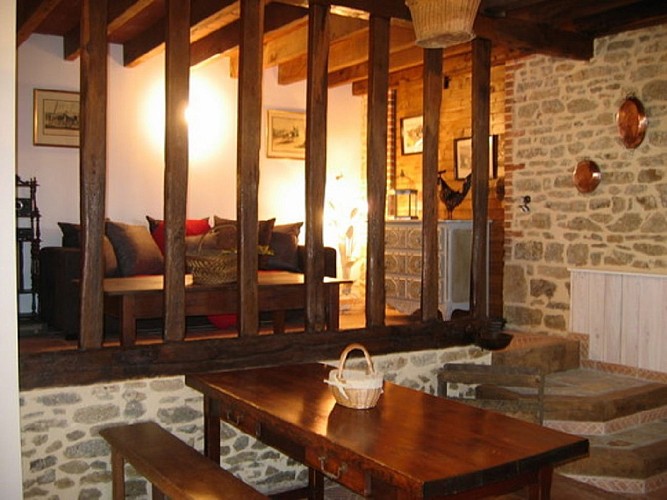 location-de-vacances-creuse-gite-les-2-coqs-creuse