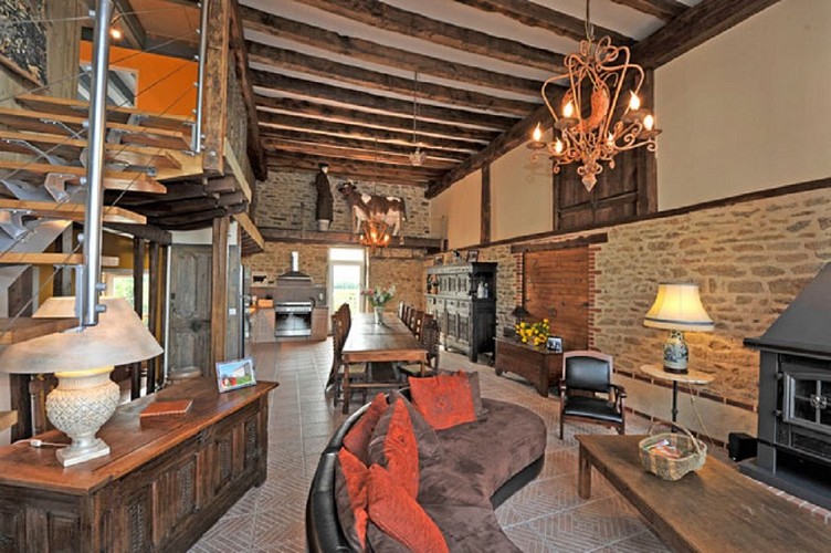 pièece a vivre vache prisonnier