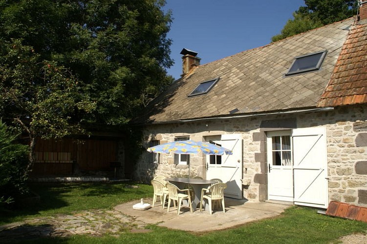 Meublé Pabiot -la Glycine