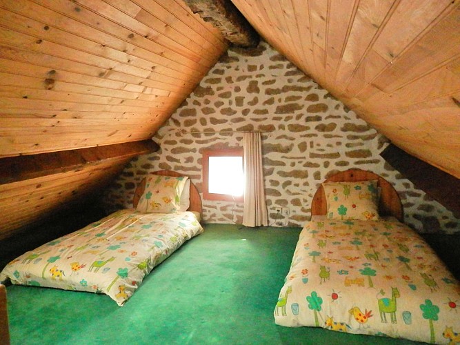 Chambre 4 en mezzanine_9