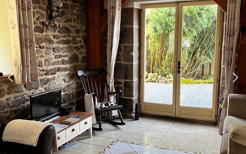 2023-05-16 18_04_08-Rooms _ Chez Jallot — Mozilla Firefox