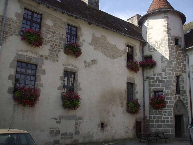 Mérinchal - Location au Château de la Mothe_6