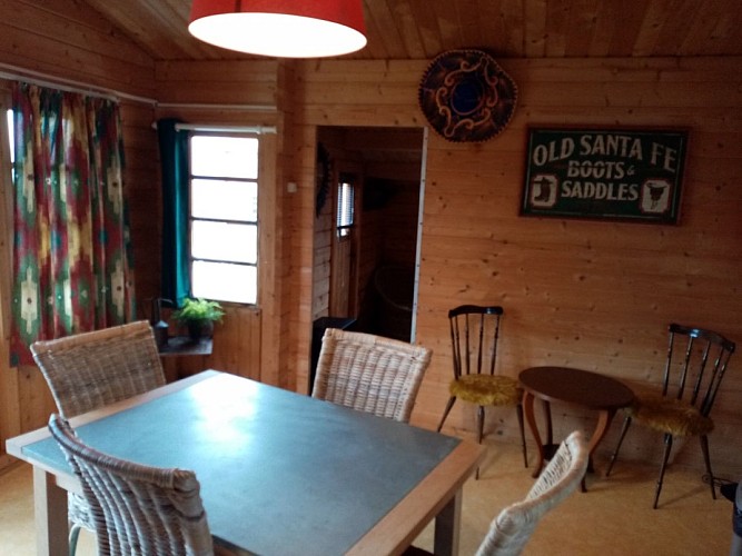 camping-la-perle-creuse-chalet Mexico-4personnes-pièce de vie2