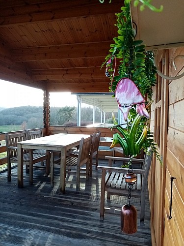 camping-la-perle-creuse-chalet Florida-6personnes-terrasse