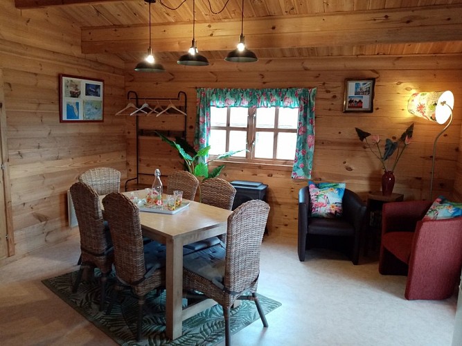 camping-la-perle-creuse-chalet Florida-6personnes-pièce de vie
