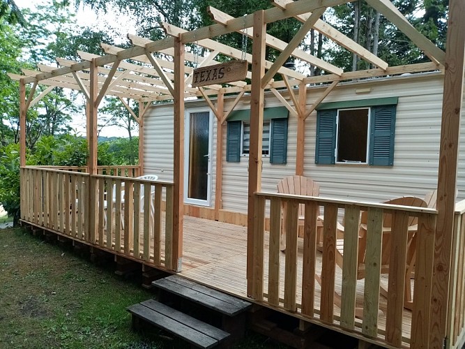 camping-la-perle-creuse-MH-4personnes-Texas-extérieur