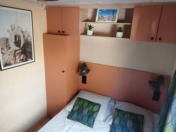 camping-la-perle-creuse-MH-4personnes-Texas-chambre lit double2