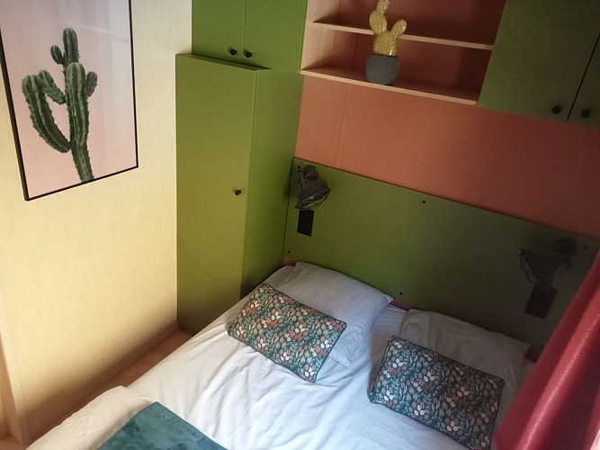 camping-la-perle-creuse-MH-4personnes-Arizona-chambre lit double