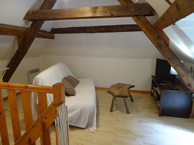 Salon mezzanine 23200 St Avit de Tardes