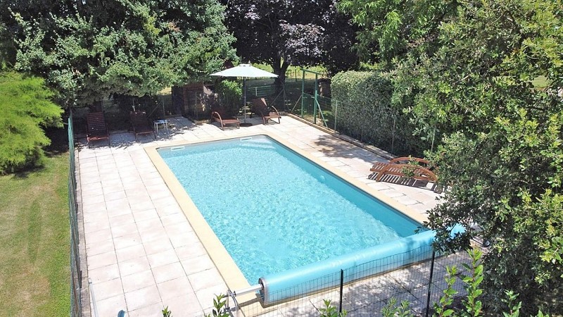 Vialard Haut piscine privée au nord de Sarlat