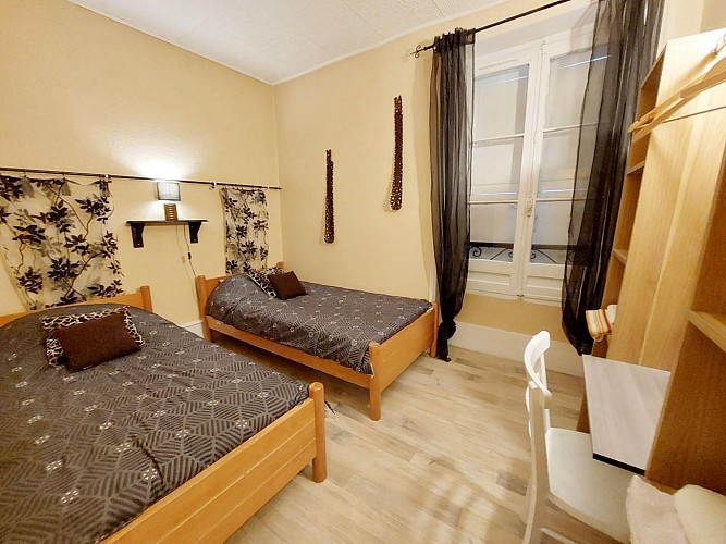 La Boetie à Sarlat avec parking et terrasse