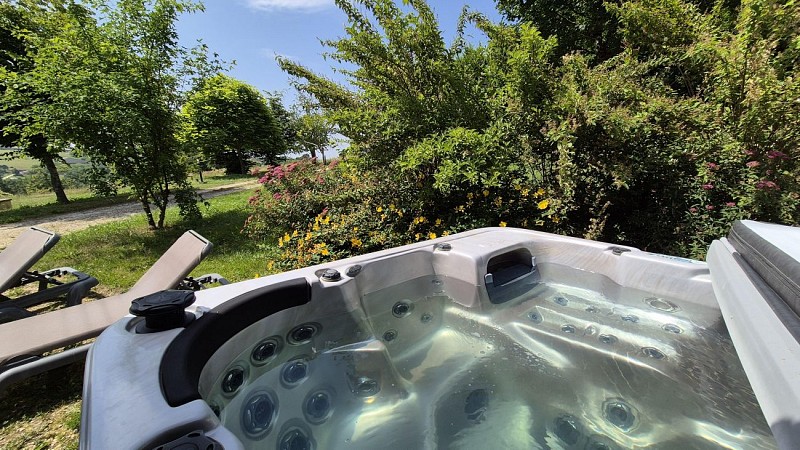 Chalet de charme MARIE avec Spa Proche de Sarlat