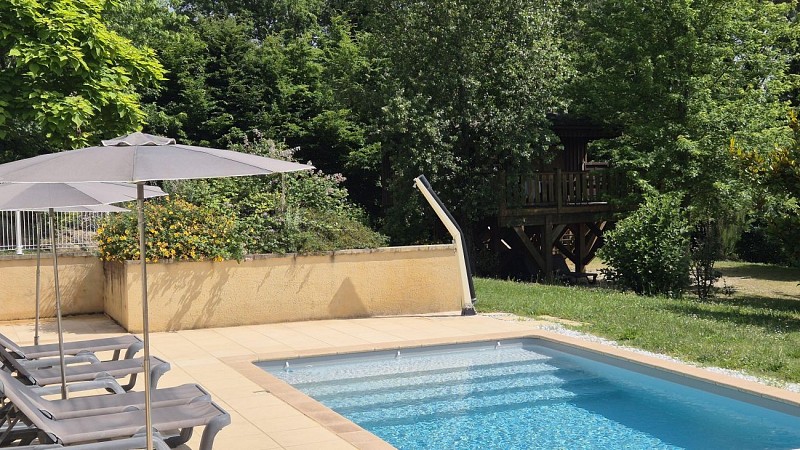 Cabane sur pilotis Ouetou, spa, proche de Sarlat