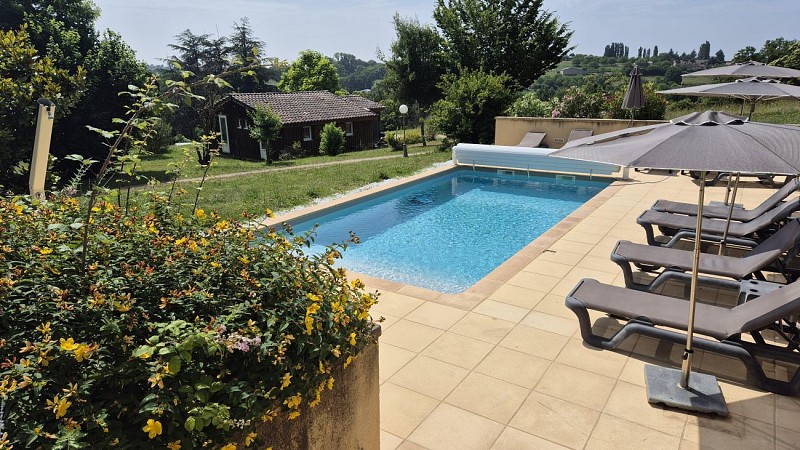 Cabane sur pilotis Ouetou, spa, proche de Sarlat