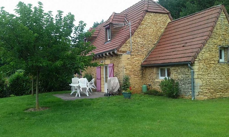 Gite périgourdin avec piscine privative