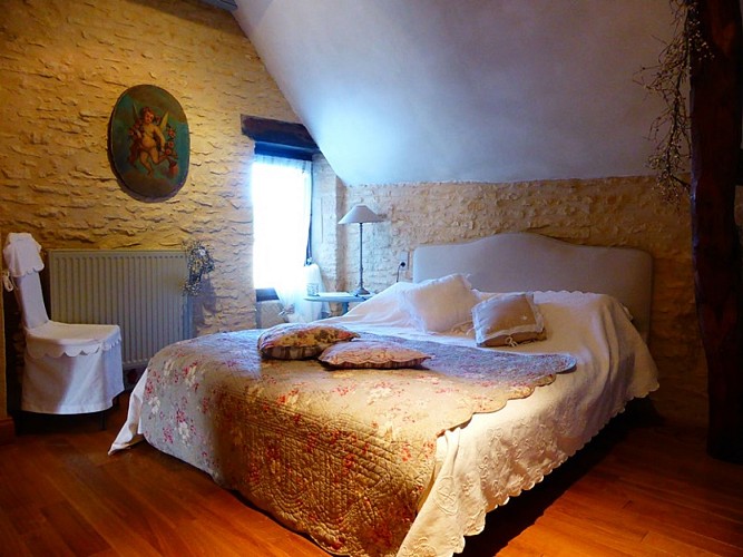 CHANTEPIERRE chambre 2 redim