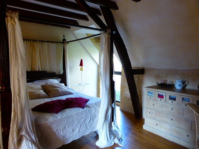 CHANTEPIERRE chambre redim