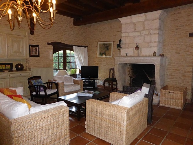 CHANTEPIERRE Cheminée redim