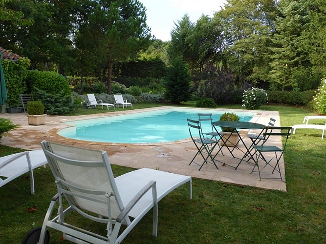 CHANTEPIERRE piscine 2 redim