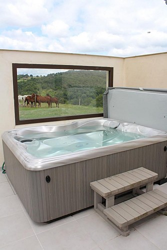 spa-gite-sudrie-four-a-pain-bourrou