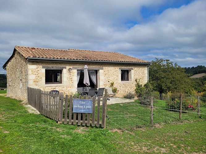 gite-du-four-a-pain-sudrie-bourrou 2 2