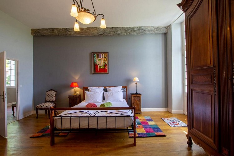 Gite la Gironie chambre grise